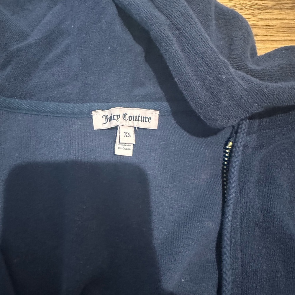 Y2K Juicy Couture Dark Blue Velour Hoodie and Shorts - Picture 5 of 6